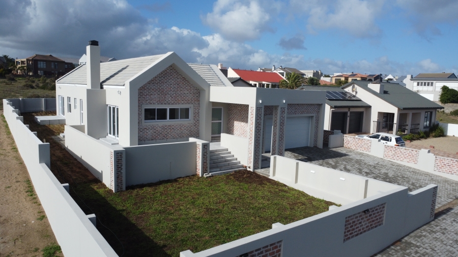 4 Bedroom Property for Sale in Myburgh Park Western Cape